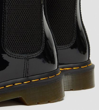 Dr. Martens Saappaat - Patent Lamper - Musta