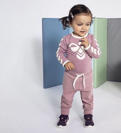 Hummel Sweatpants - HMLApple - Rose Hummel Sweatpants - HMLApple - Rose